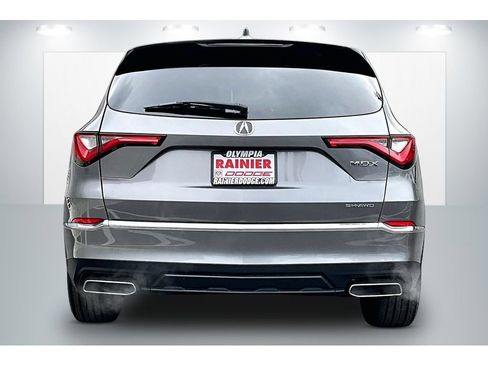 Used 2022 Acura MDX SH-AWD image 4