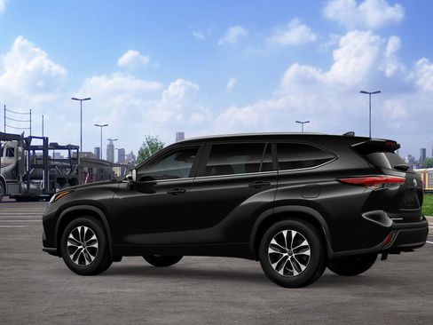 New 2026 Toyota Highlander XLE AWD/4WD image 5