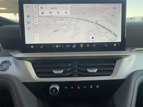 New 2025 Ford Explorer Active image 20