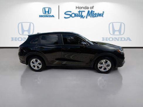 Certified 2023 Honda HR-V LX image 8