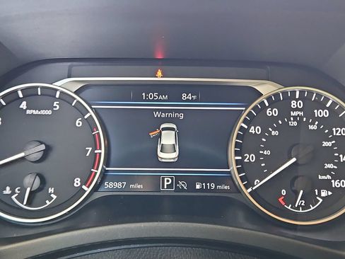 Used 2024 Nissan Sentra SV FWD image 13
