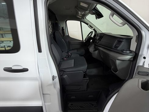 Used 2025 Ford Transit 250 Low Roof w/ Exterior Upgrade Package RWD image 5