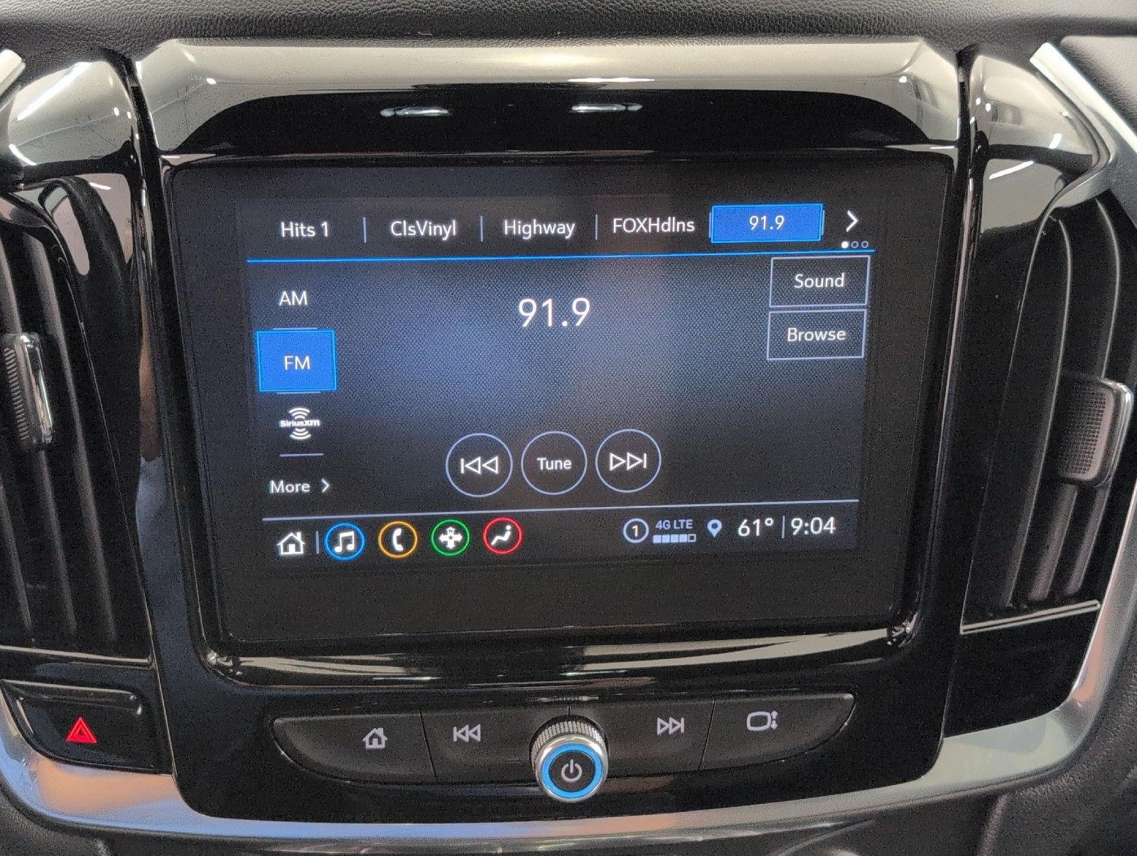 Used 2023 Chevrolet Traverse LT w/ LPO, Floor Liner Package AWD/4WD image 7