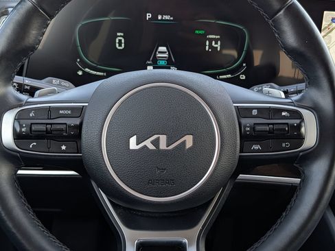 Used 2023 Kia Sportage EX AWD/4WD image 27