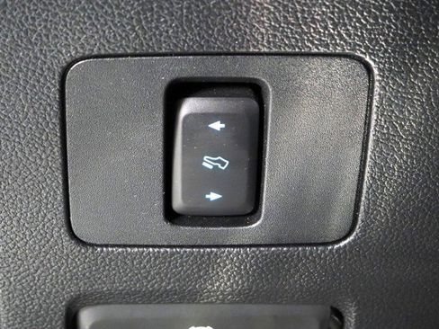 Used 2020 Ford F250 Lariat w/ Lariat Value Package image 30