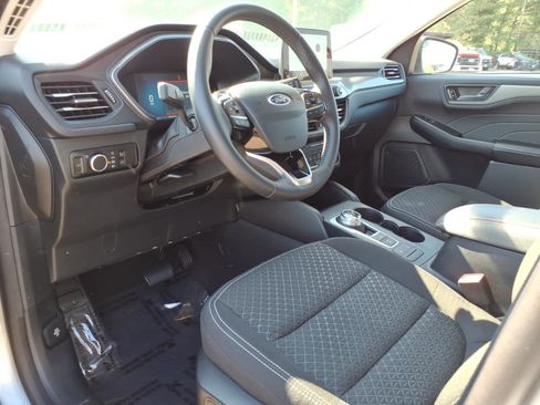 Certified 2023 Ford Escape Active AWD/4WD image 13