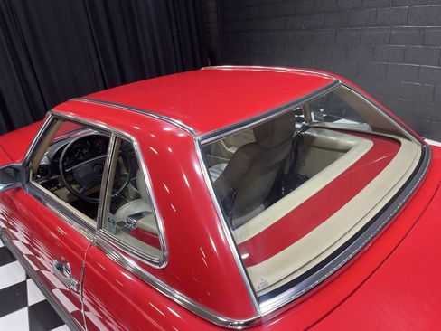 Used 1989 Mercedes-Benz 560 SL image 10