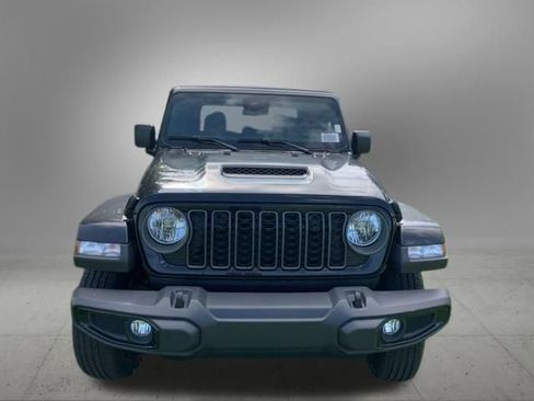 New 2025 Jeep Gladiator Sport AWD/4WD image 3