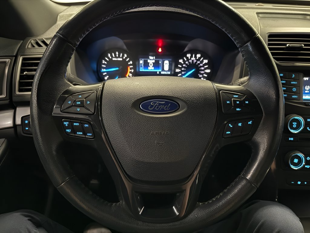 Used 2017 Ford Explorer XLT FWD image 20