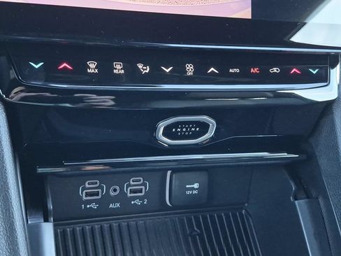New 2026 Jeep Grand Cherokee L 2WD image 29