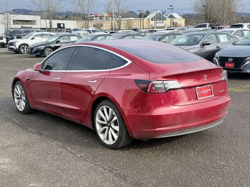 Used 2018 Tesla Model 3 Long Range image 3