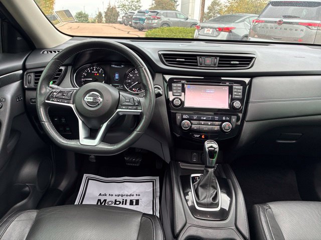Used 2017 Nissan Rogue SL w/ SL Premium Package AWD/4WD image 25