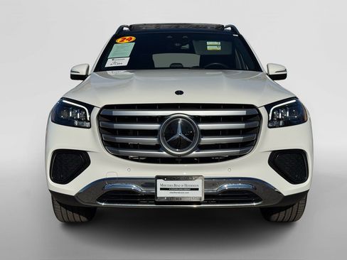 Certified 2024 Mercedes-Benz GLS 450 4MATIC image 8