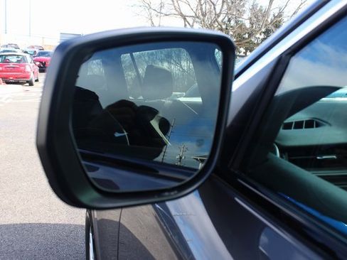 Used 2024 Jeep Grand Cherokee Laredo image 8