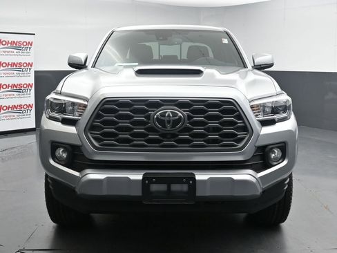 Used 2023 Toyota Tacoma TRD Sport w/ Advanced Technology Package AWD/4WD image 3