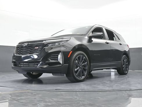 Used 2024 Chevrolet Equinox RS FWD image 56