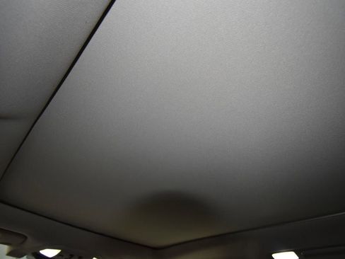 Used 2019 Subaru Ascent Limited image 33