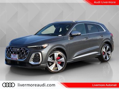 New 2025 Audi SQ5 Premium Plus
