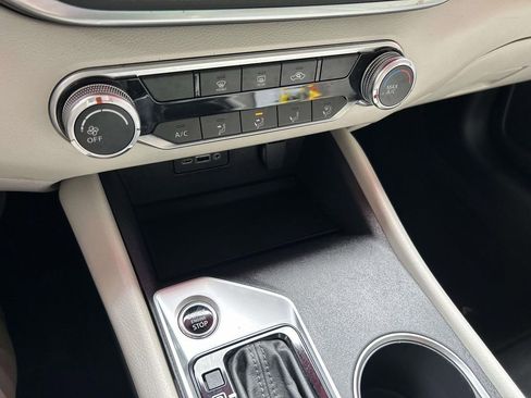 Used 2022 Nissan Altima 2.5 SV FWD image 20