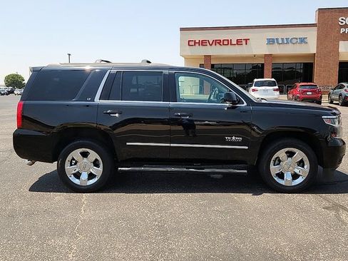 Used 2018 Chevrolet Tahoe LT w/ LT Signature Package RWD image 5