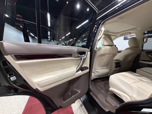 Used 2017 Lexus GX 460 Premium AWD/4WD image 21