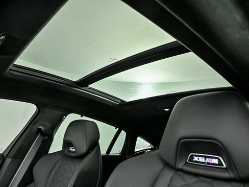 Used 2022 BMW X6 M w/ Competition Package image 23