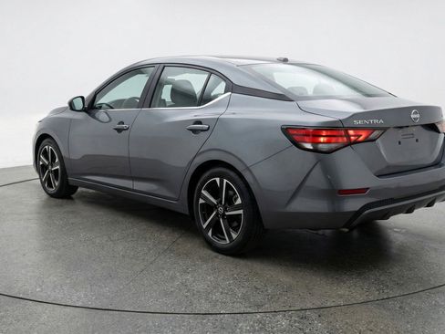 Used 2025 Nissan Sentra SV FWD image 6