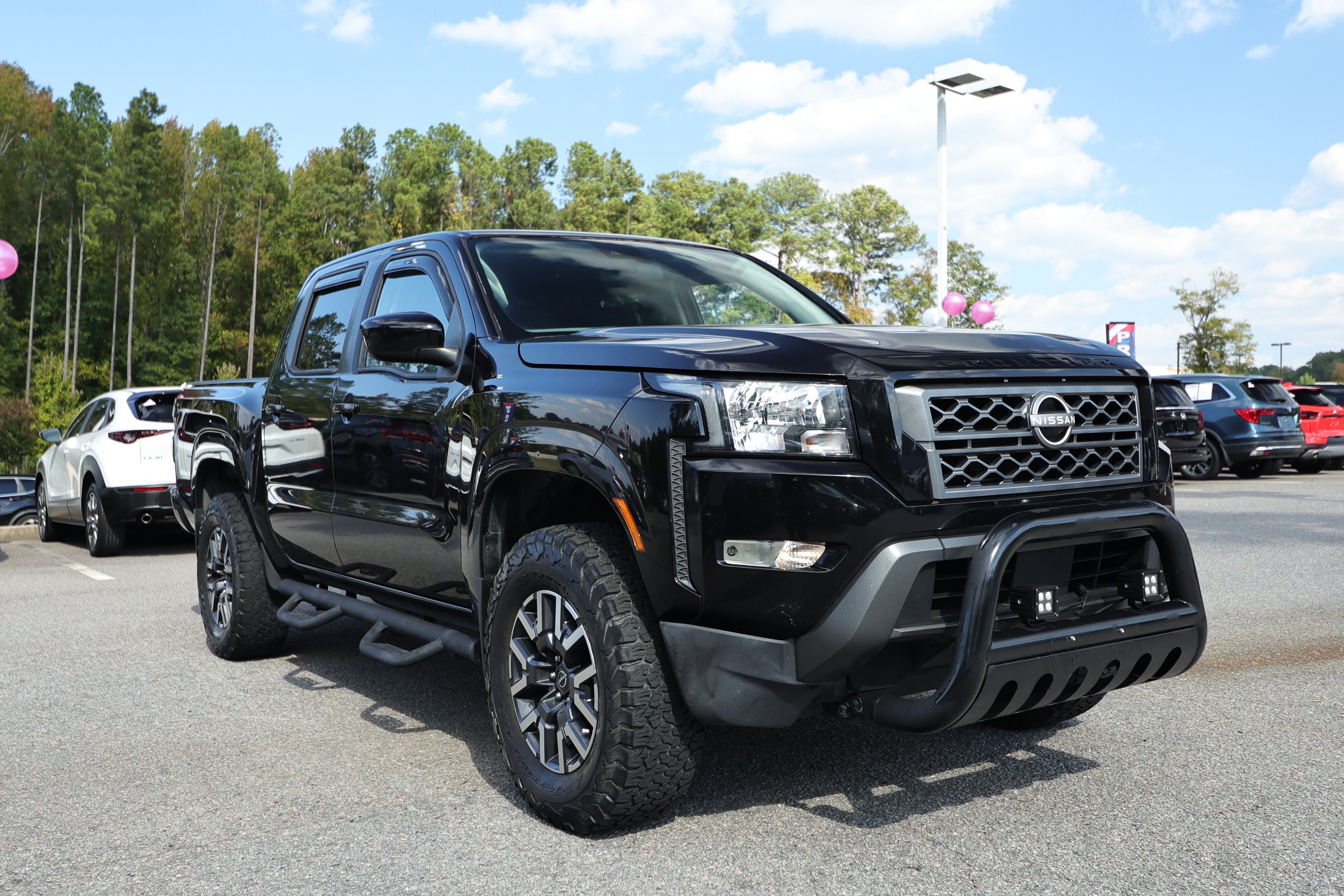 Used 2022 Nissan Frontier SV RWD image 3