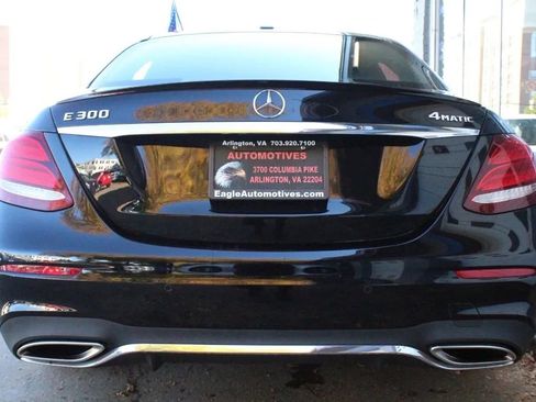 Used 2017 Mercedes-Benz E 300 4MATIC image 4