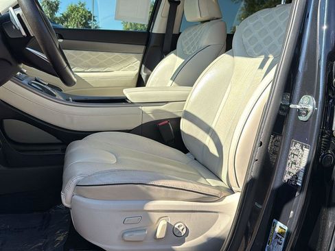 Used 2020 Hyundai Palisade Limited image 18