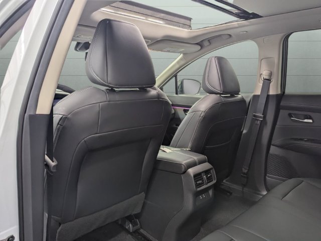 Used 2025 Nissan Murano SL w/ Cargo Package AWD/4WD image 31