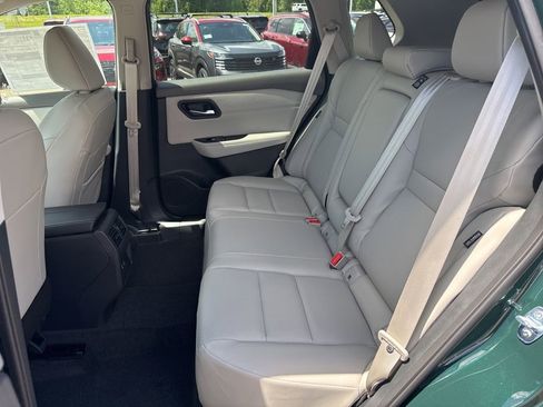New 2026 Nissan Rogue SV AWD/4WD image 30