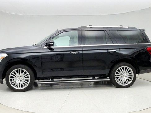 Used 2024 Ford Expedition Limited image 8