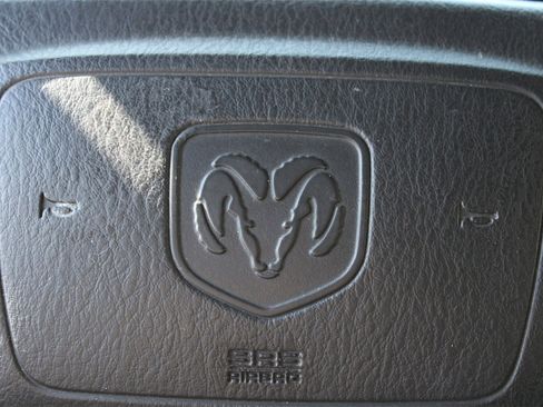 Used 2002 Dodge B3500 image 14