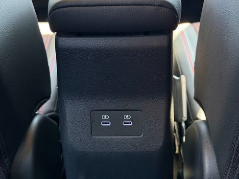 Certified 2025 Nissan Kicks SR AWD/4WD image 14