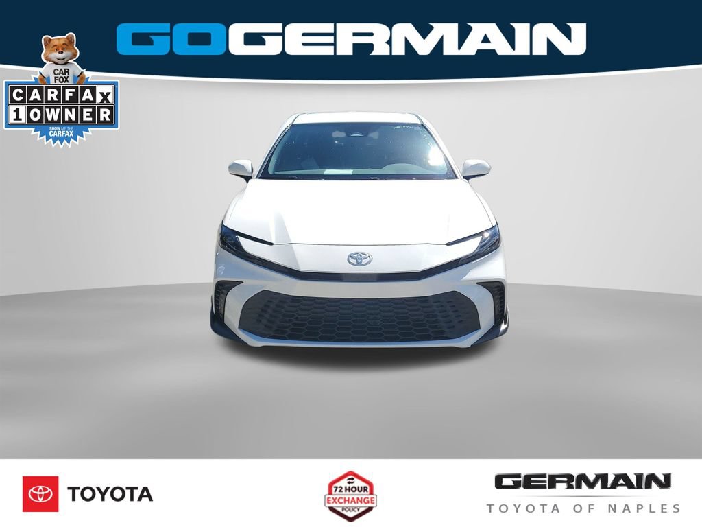 Used 2026 Toyota Camry SE w/ Convenience Package FWD image 3