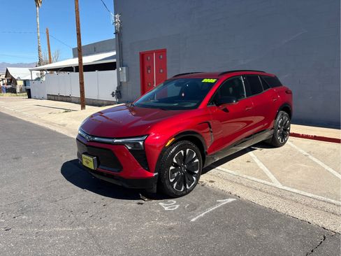 Used 2025 Chevrolet Blazer EV RS image 2