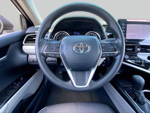 Used 2024 Toyota Camry LE FWD image 6