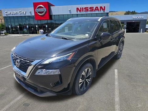 Used 2023 Nissan Rogue SV w/ SV Premium B Package FWD image 3