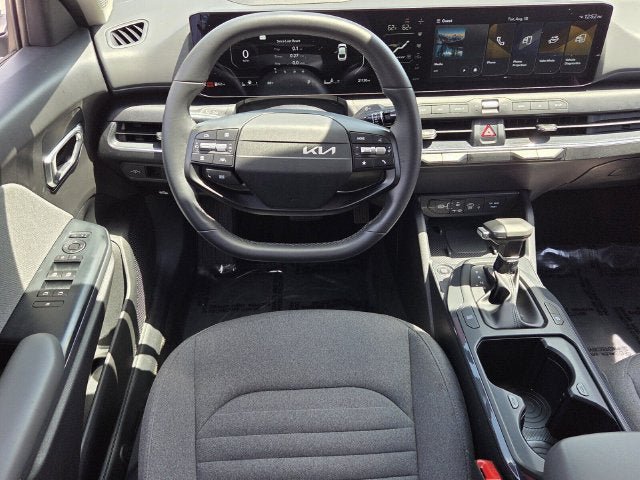 Used 2025 Kia K4 EX FWD image 12