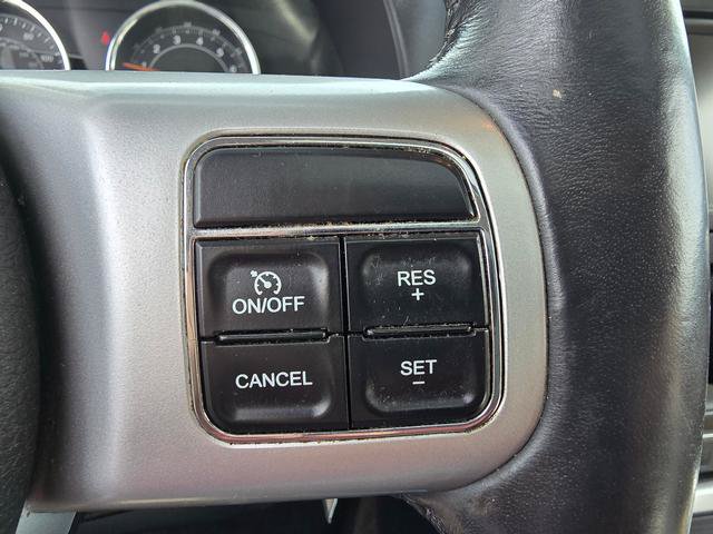 Used 2015 Jeep Compass High Altitude AWD/4WD image 25