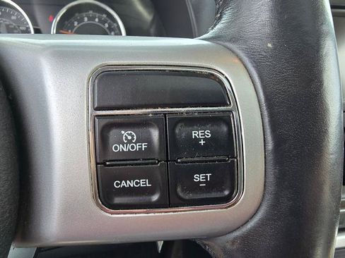 Used 2015 Jeep Compass High Altitude AWD/4WD image 25
