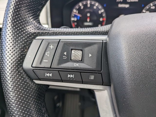Used 2024 Mitsubishi Outlander SEL FWD image 24