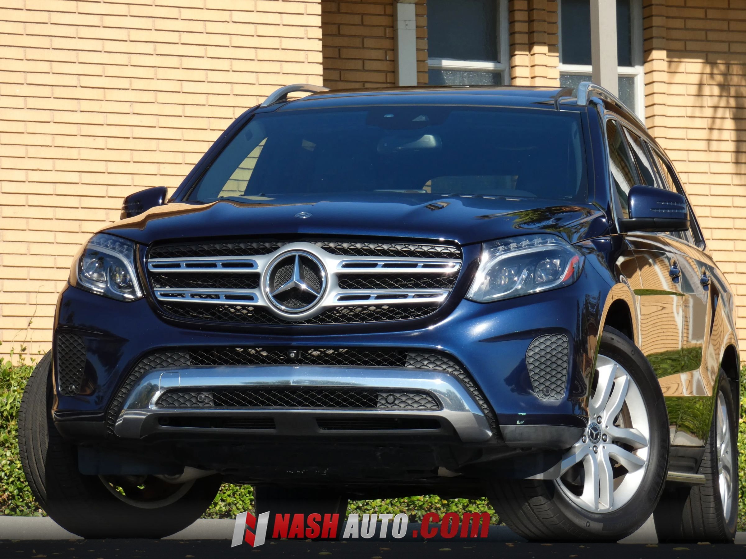 Used 2019 Mercedes-Benz GLS 450 4MATIC w/ Premium 1 Package image 2