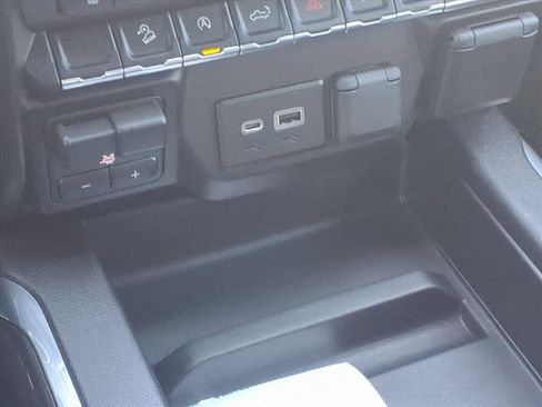 Used 2021 GMC Sierra 1500 AT4 image 26