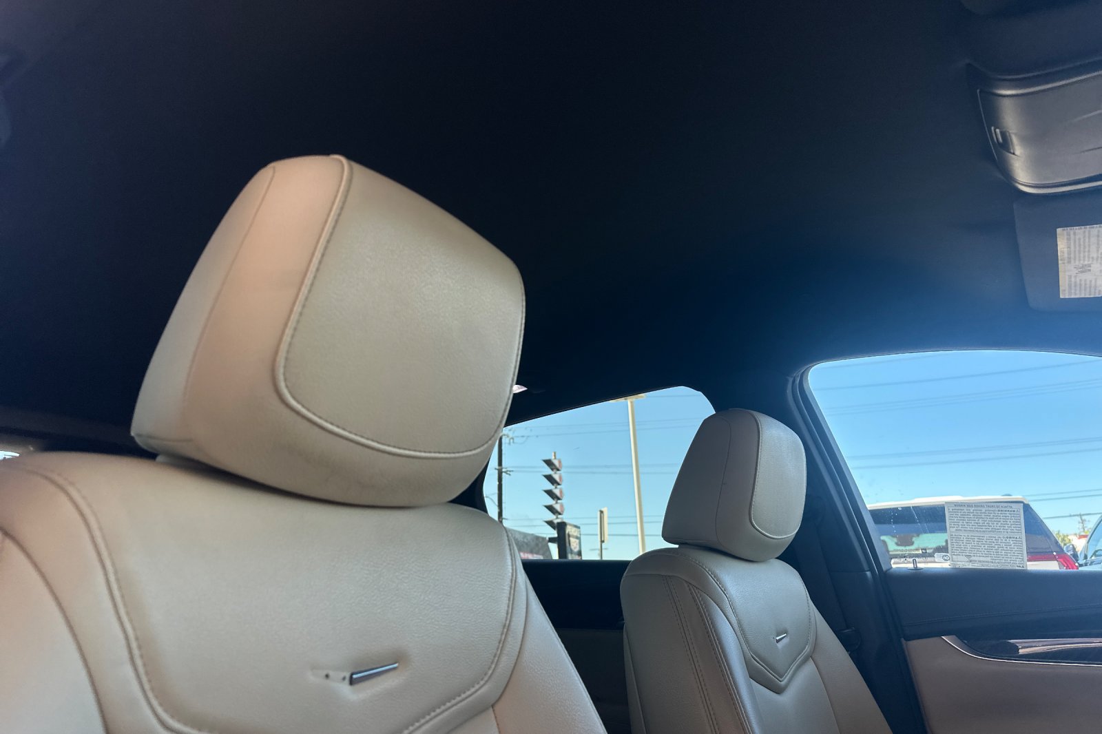 Used 2019 Cadillac XT5 FWD image 21