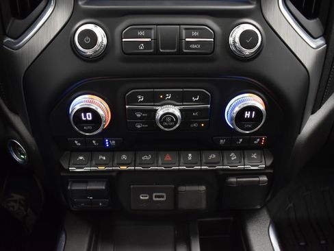 Used 2021 GMC Sierra 1500 Denali w/ Denali Ultimate Package image 37