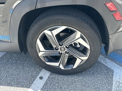 Certified 2024 Hyundai Tucson SEL w/ Convenience Package FWD image 14