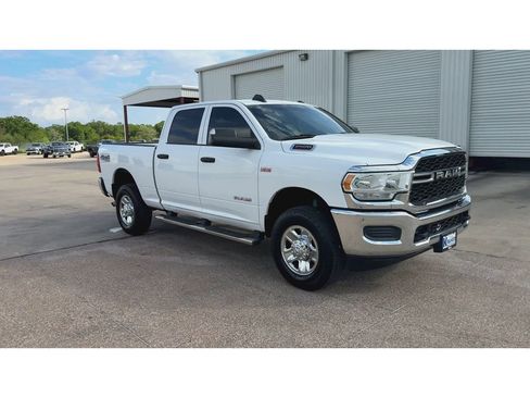 Used 2021 RAM 2500 Tradesman image 2
