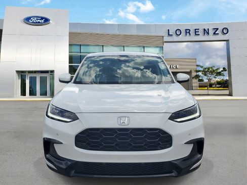 Used 2024 Honda HR-V EX-L image 2